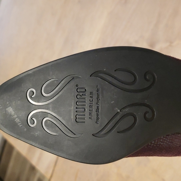 LADIES NWT MUNRO AMERICAN PUMPS SZ 7 - Picture 5 of 11